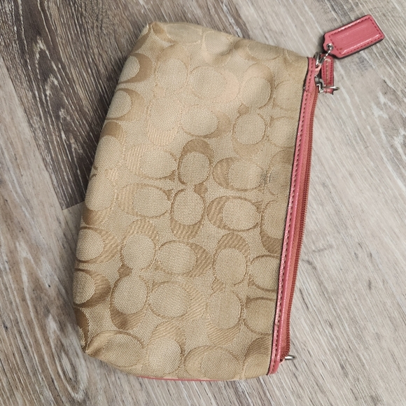 Coach signature small purse - Picture 2 of 6